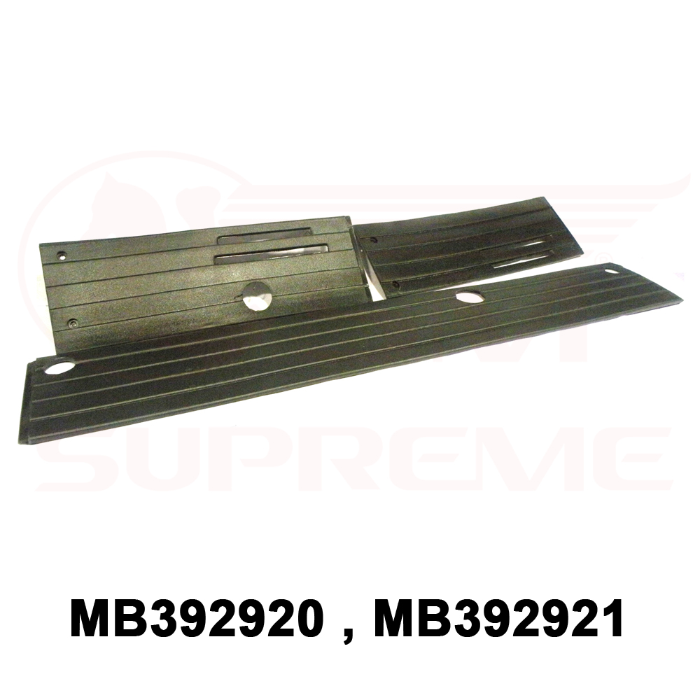 Grill - Wiper Panel - set of 3 - MB392920